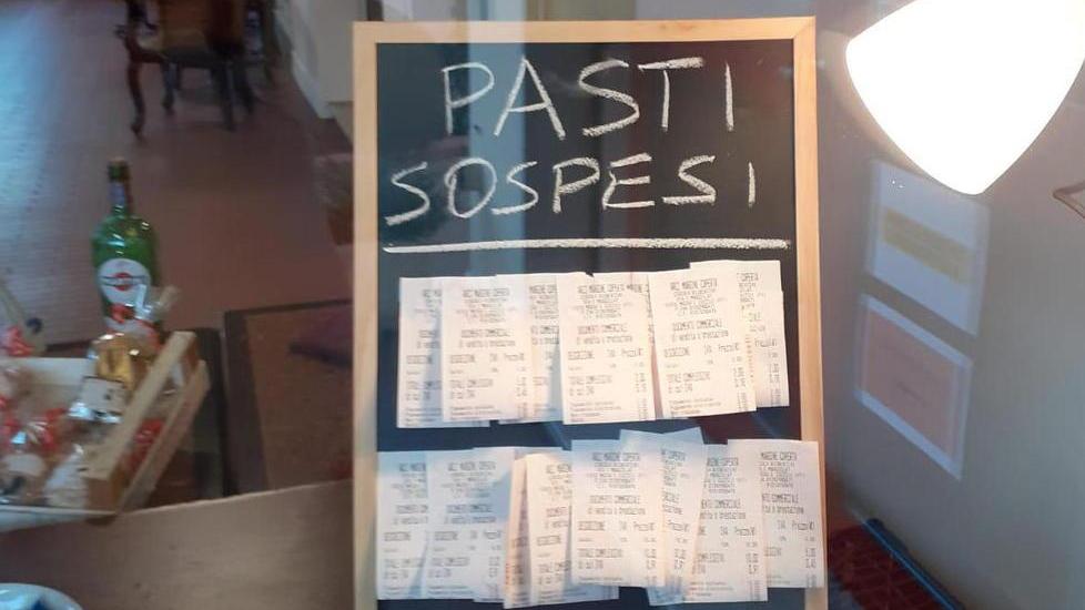 Scontrini sospesi per aiutare chi è stato travolto dalla crisi
