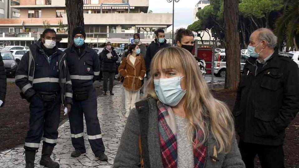 Il sindacato: poco personale L’azienda: si può prenotare