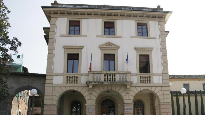Abusi e concessioni edilizie Accertamenti della Finanza