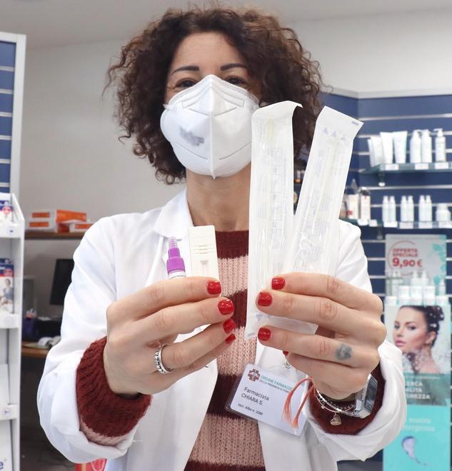 Per il tampone rapido nelle 17 farmacie ferraresi è boom di richieste 
