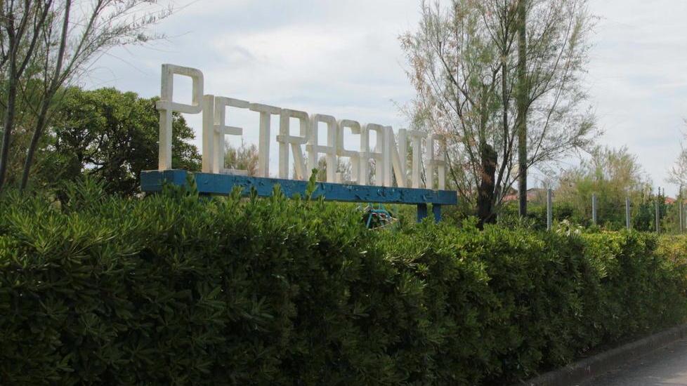 Il bagno Pietrasanta cambia: vuole diventare anche un locale