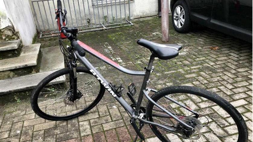Reggio Emilia, rubano una bici per rivenderla online: denunciati due minorenni