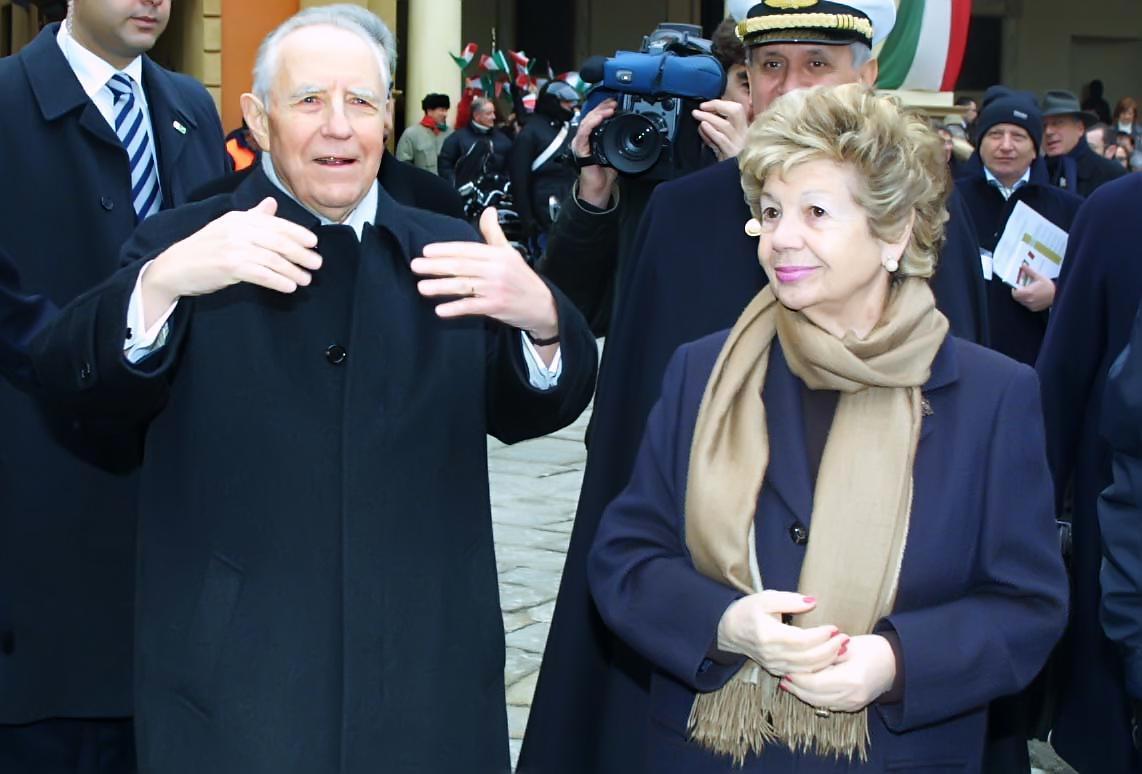 La sindaca Raggi omaggia Ciampi tre anni dopo il "no" dei grillini livornesi 