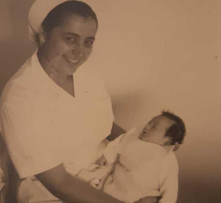 Pavullo e Modena in lutto per Dina, ostetrica da 3mila nascite. I bambini come vita, l’ospedale come casa 
