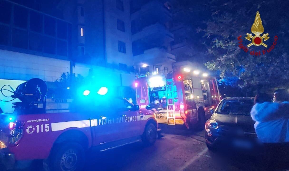L'intervento dei vigili del fuoco in viale Galilei