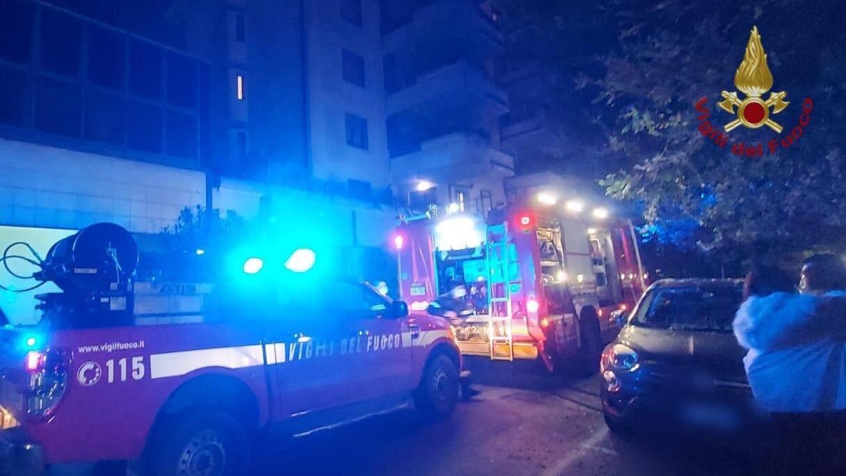 L'intervento dei vigili del fuoco in viale Galilei