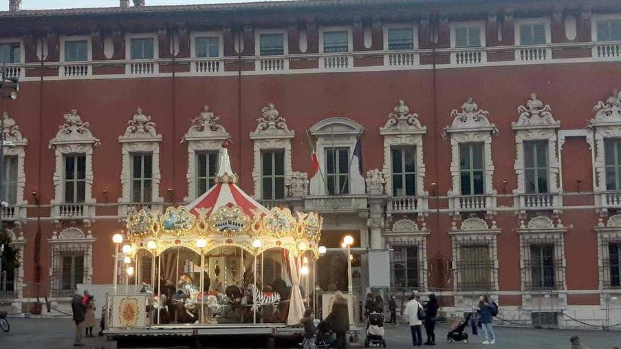 Roberta Dei attacca: «L’ordinanza contrasta con la giostra in piazza»