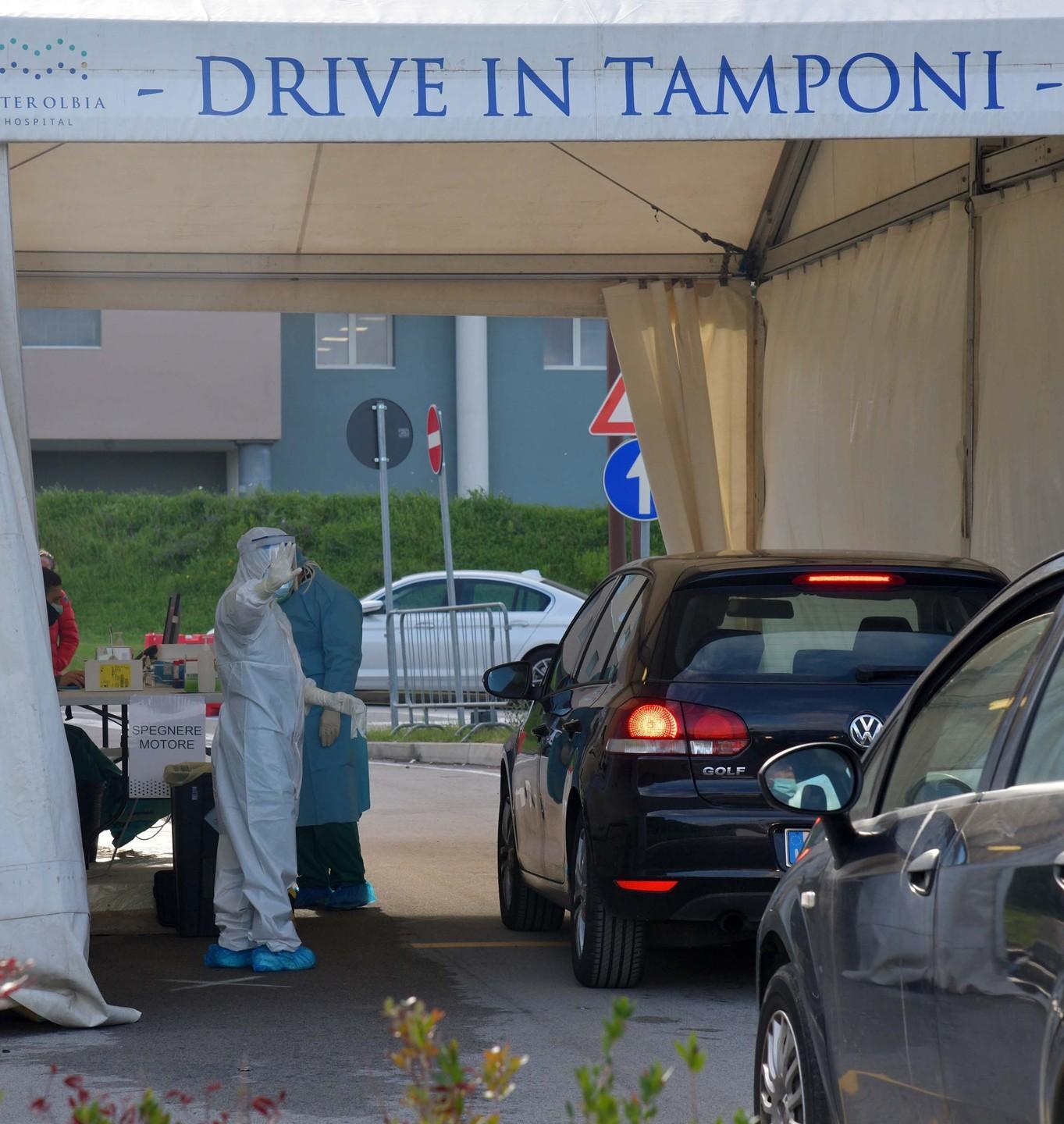 Trinità d’Agultu i tamponi drive in si faranno martedì