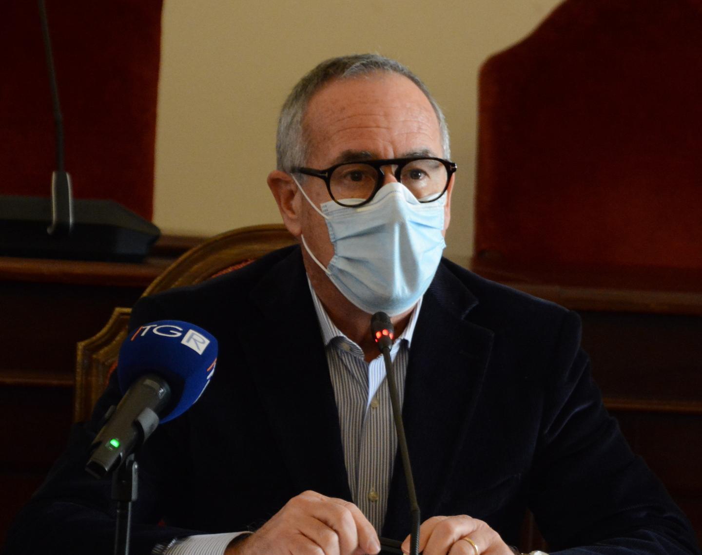 Il sindaco di Sassari: «Fuori chi ha tradito» 