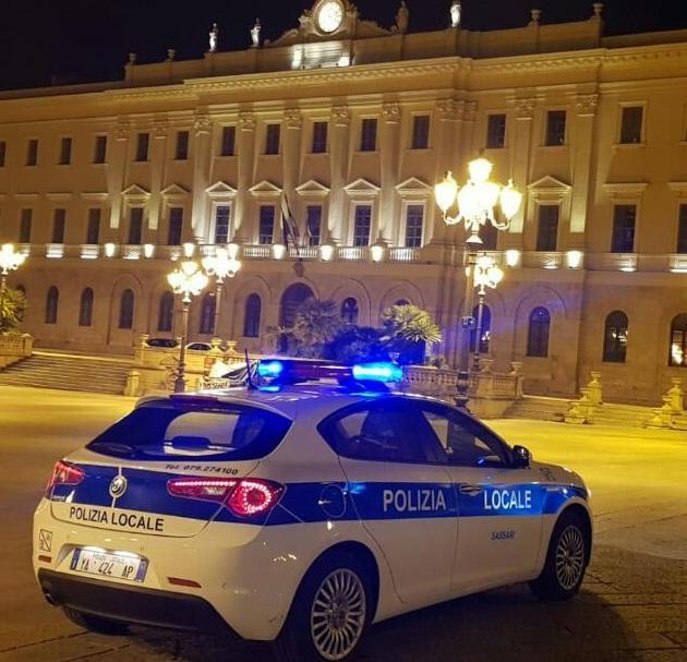 Covid, allarme assembramenti a Sassari: 122 multe nel week end