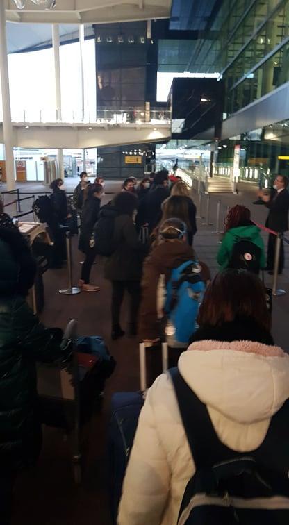 Variante del Covid-19, sassarese bloccato a Londra: «Alitalia ci ha abbandonati»