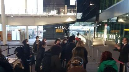 Variante del Covid-19, sassarese bloccato a Londra: «Alitalia ci ha abbandonati»