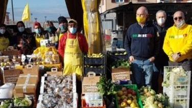 Ecco la maxispesa “sospesa” per aiutare famiglie in difficoltà