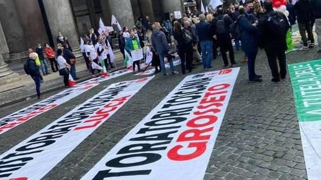I ristoratori scendono di nuovo in piazza: «Indennizzi veri o sarà un disastro»