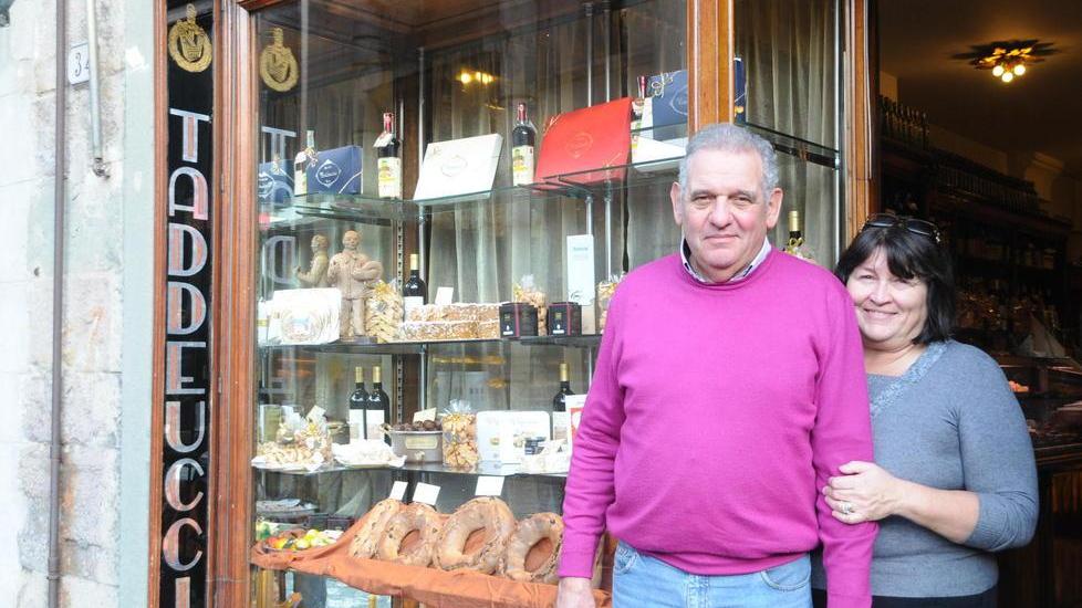 Addio a Manuela D’Angina, moglie del re del Buccellato: il ritratto