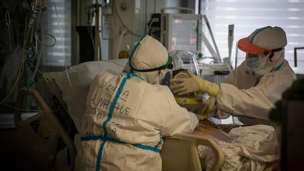 Tregua Covid, nessun decesso in provincia Scendono i ricoverati in terapia intensiva