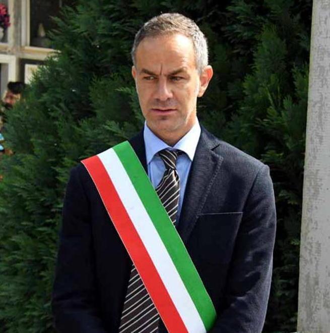 Istituto comprensivo: «Giannetti ha svenduto un corso scolastico»
