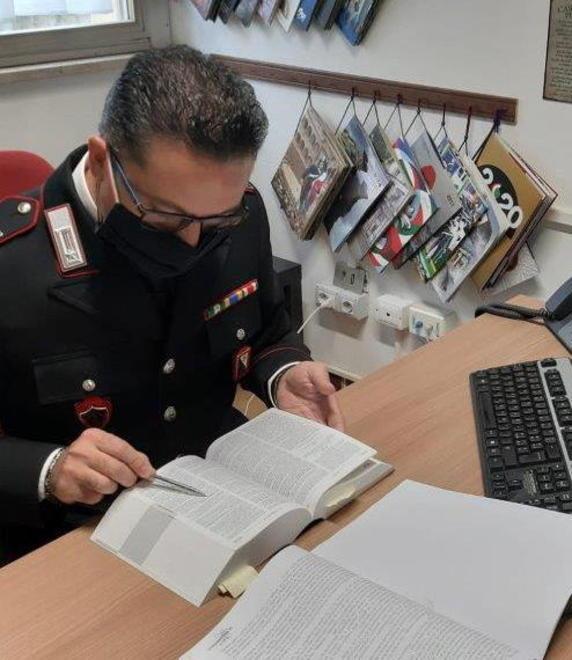 Si fa versare 200 euro per un’assicurazione Ma il contratto non c’è
