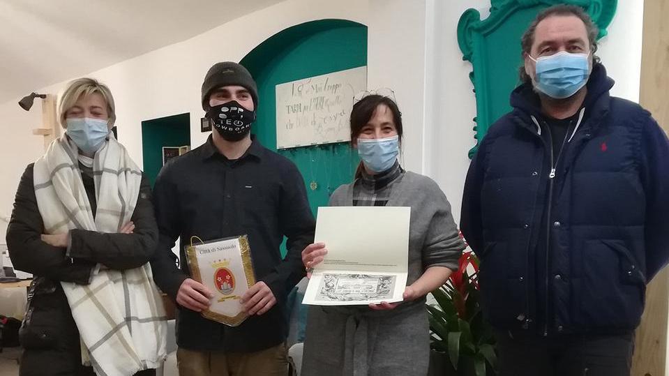 Una novità in centro: nasce “La Porta Rossa”