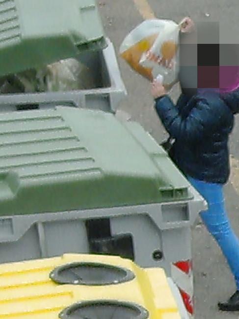 Rifiuti, foto trappole contro gli incivili 