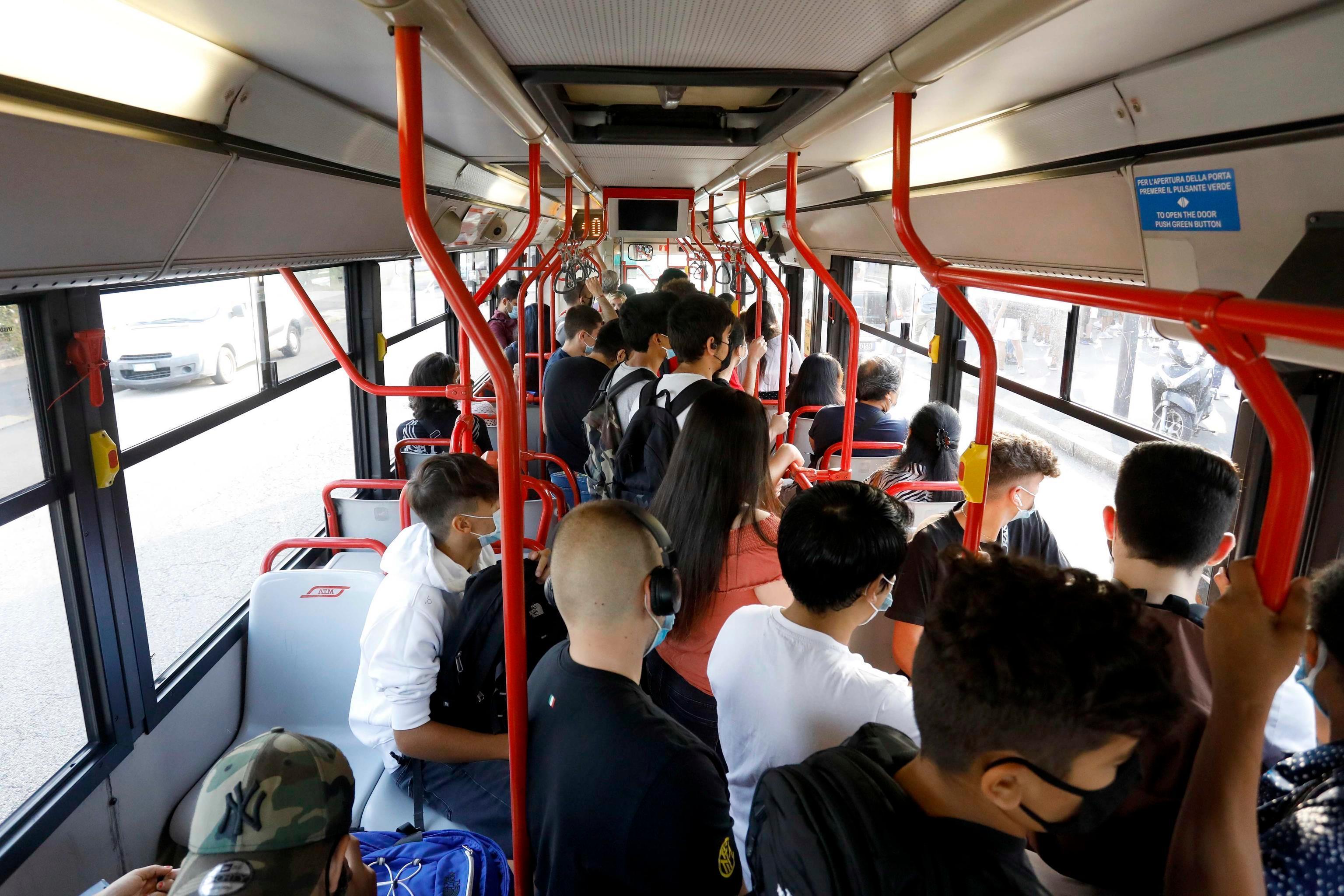 Modena Lezioni e trasporti, il rebus dei presidi «Una classe su tre cambierà orario» 