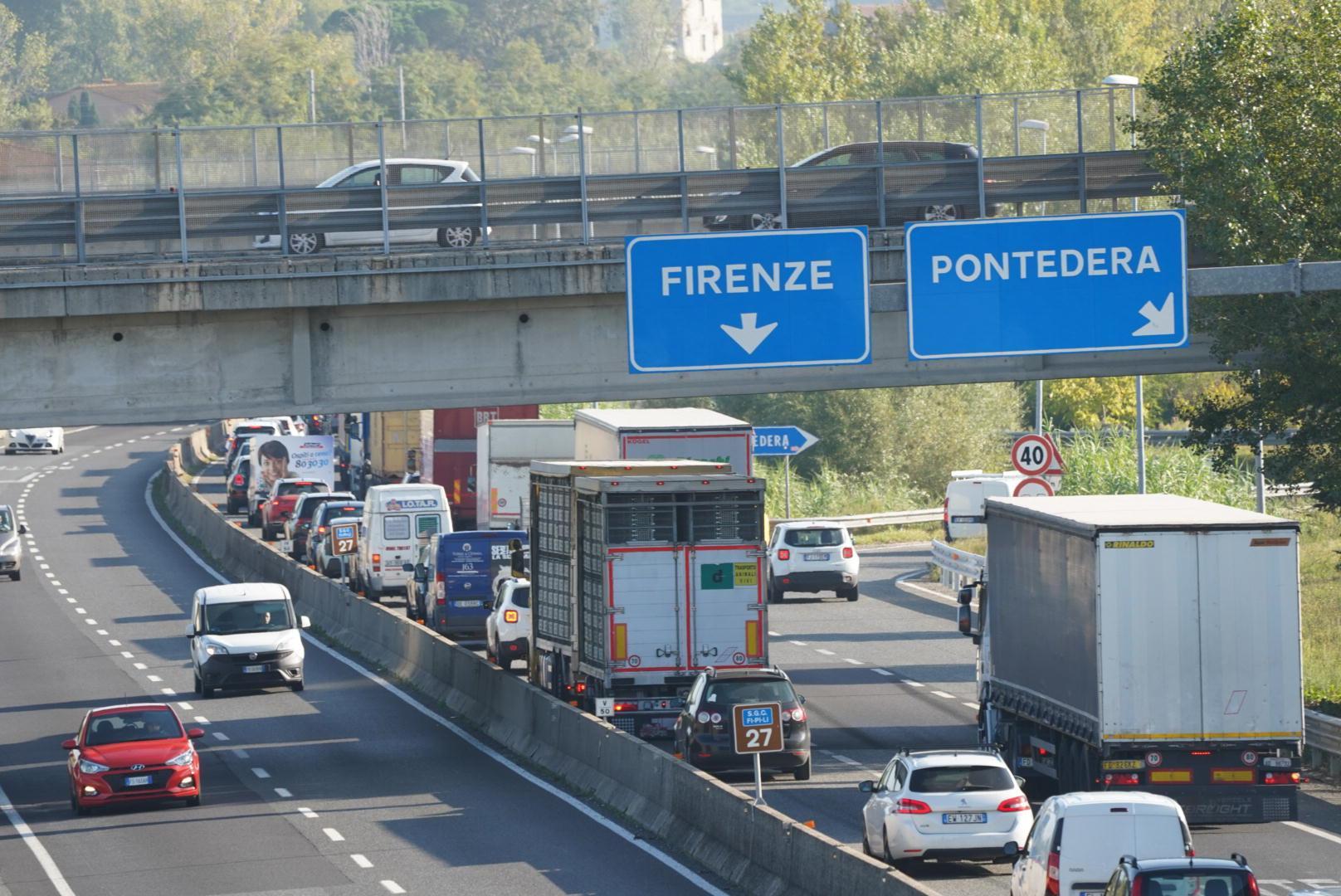 Fi-Pi-Li, quei 100 chilometri maledetti: un incidente ogni 41 ore. Sono 43 le vittime degli ultimi 10 anni 
