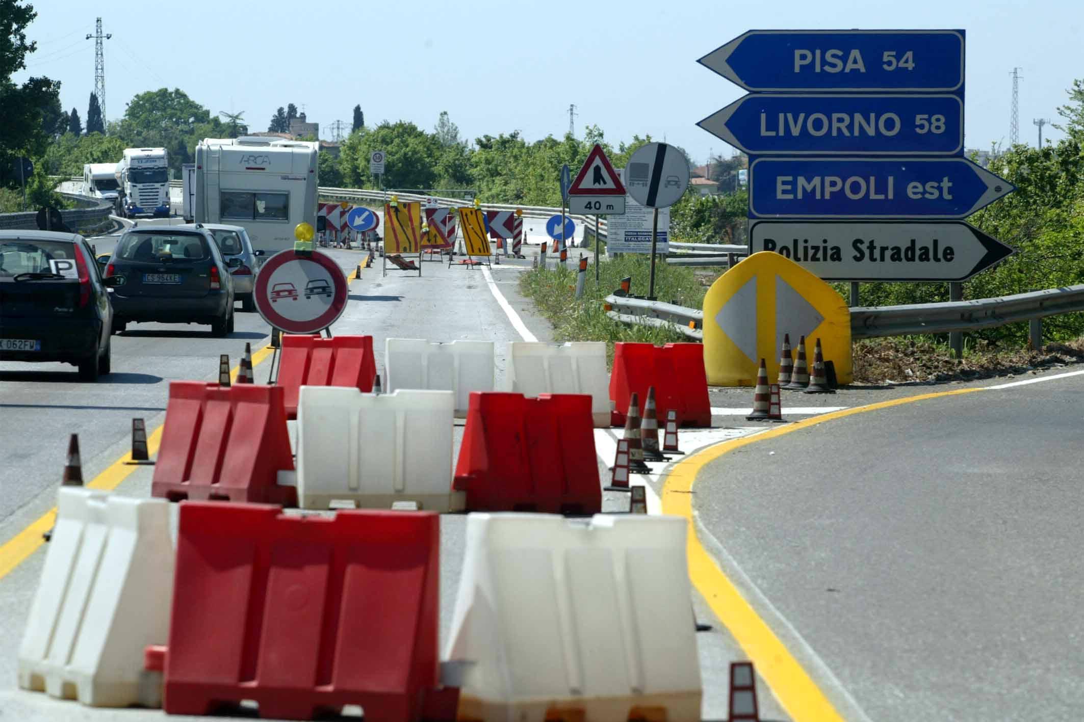 L’inferno della Fi-Pi-Li: una "fabbrica" di sprechi ed errori. Quanto ci costano gli inutili rattoppi 