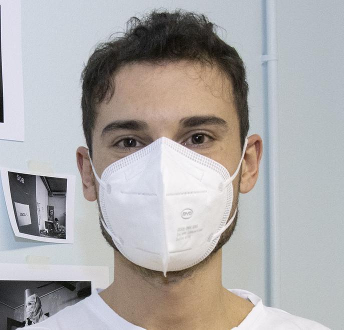 Modena, i primi a essere vaccinati: «Un privilegio» 