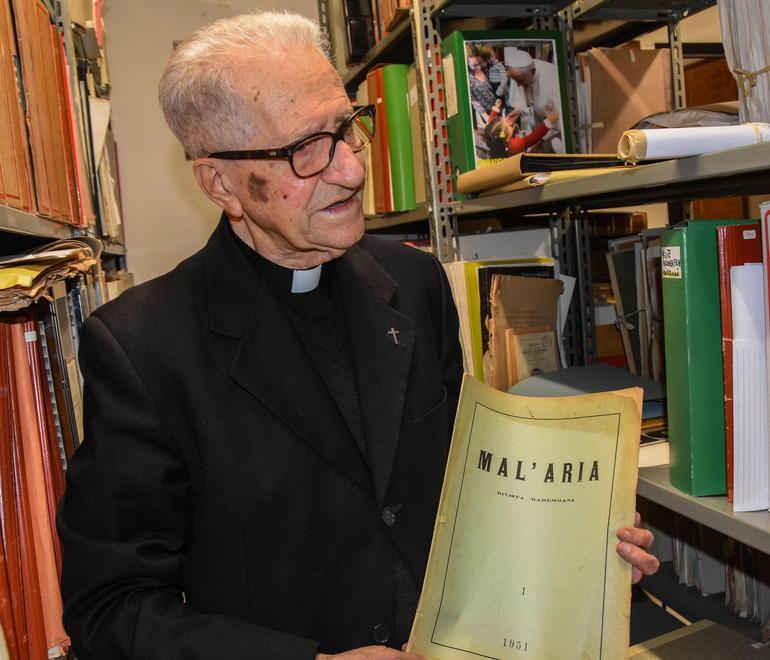 Storie di miniera guerra e alluvione «Ecco i miei 70 anni di sacerdozio» 