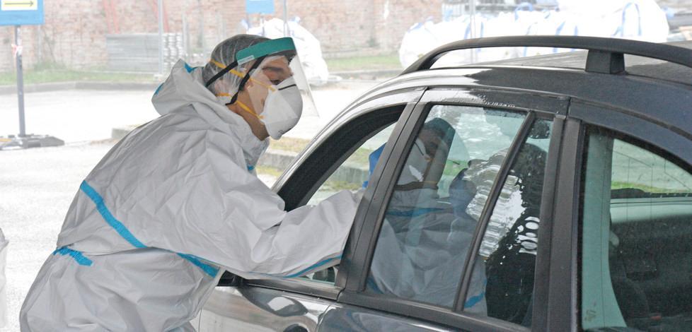 «Contagi in salita, servono controlli su bimbi e ragazzi»