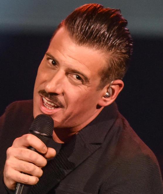 Gabbani in concerto oggi dal teatro Abbado