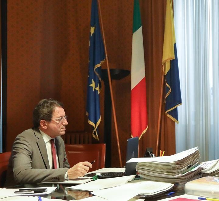 Manovra per il rilancio di Modena nel 2021. Il sindaco: «Tasse ferme e 55 milioni di investimenti» 