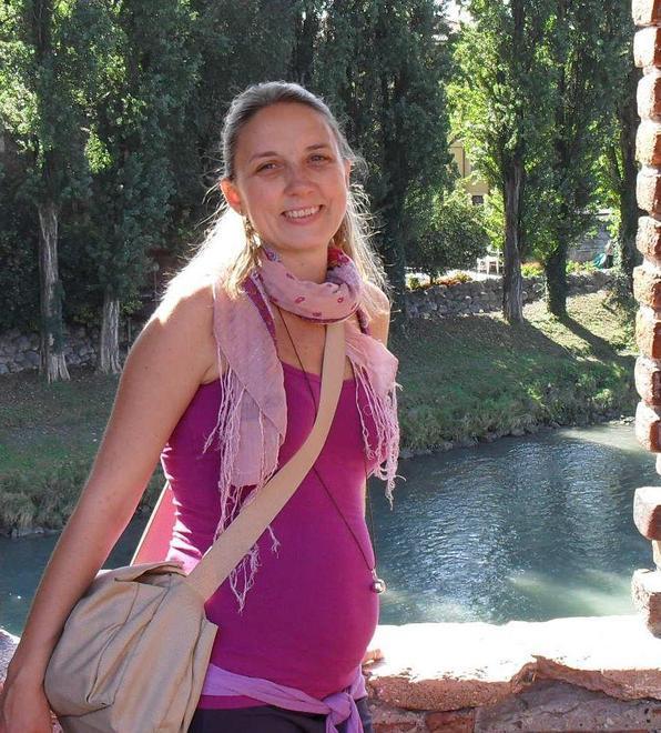 Infermiera muore a 41 anni: «Il suo sorriso sempre con noi» 