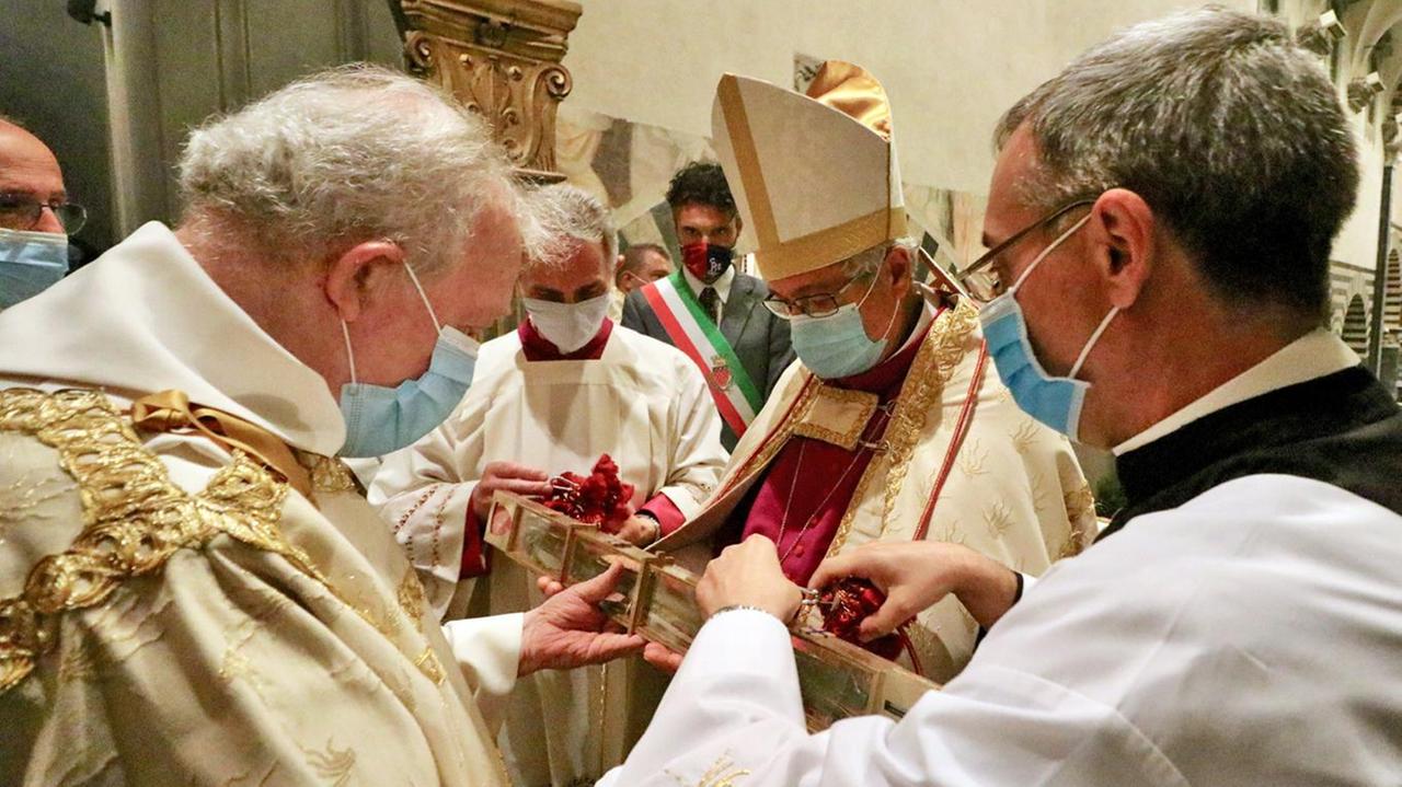L' ostensione del Sacro cingolo