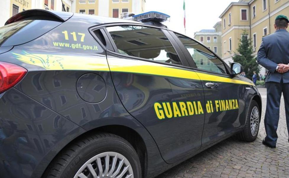 Massa, baby spacciatori in centro