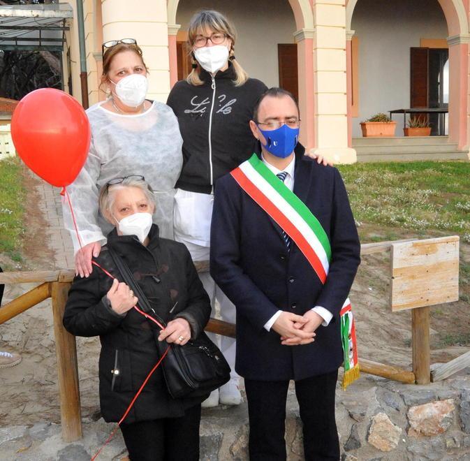 Falusi: dopo i giorni più bui il grande abbraccio della città