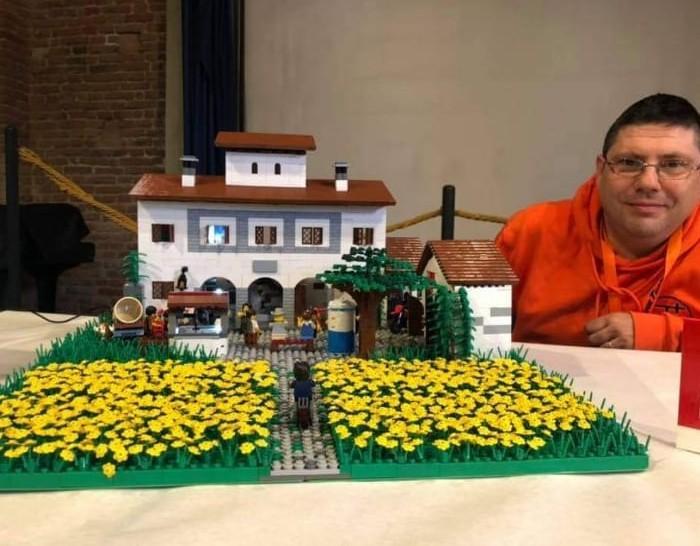 Volontario della Misericordia cerca Lego per realizzare scene di film, scatta la mobilitazione