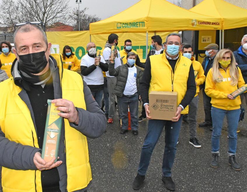 Coldiretti Pistoia dona cinquemila pacchi di pasta ai cittadini bisognosi 