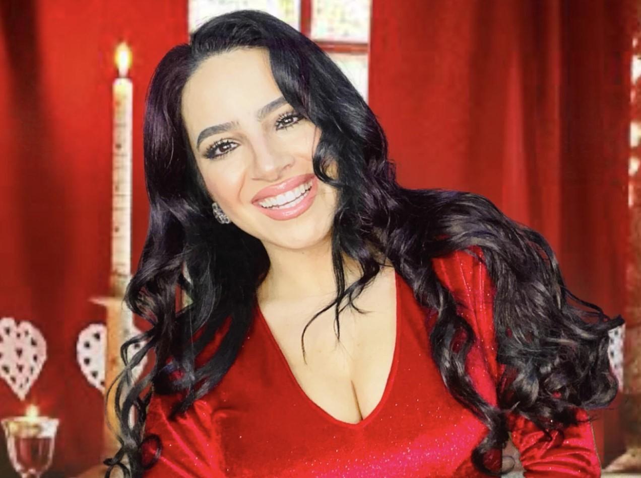 La magia del Natale nei canti di Manuela Mameli 