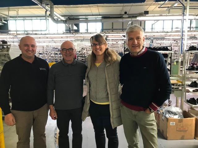 II sindaco Simona Rossetti con i tirolari di Broma srl durante una recente visita al calzaturificio