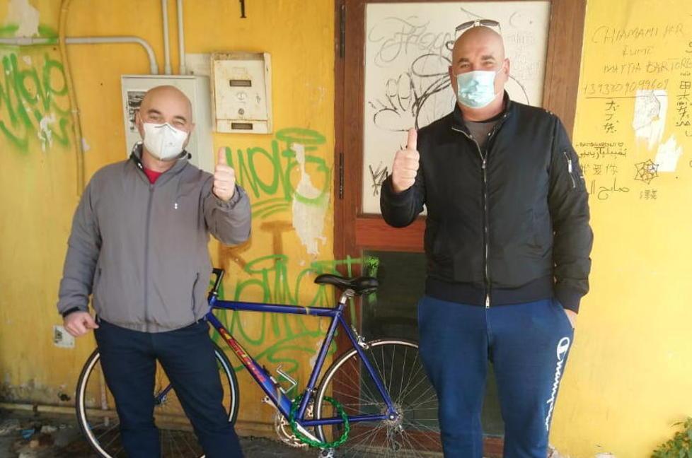 Ex consigliere comunale denuncia il furto della bici su Fb: «Che bel regalo ritrovarla» 