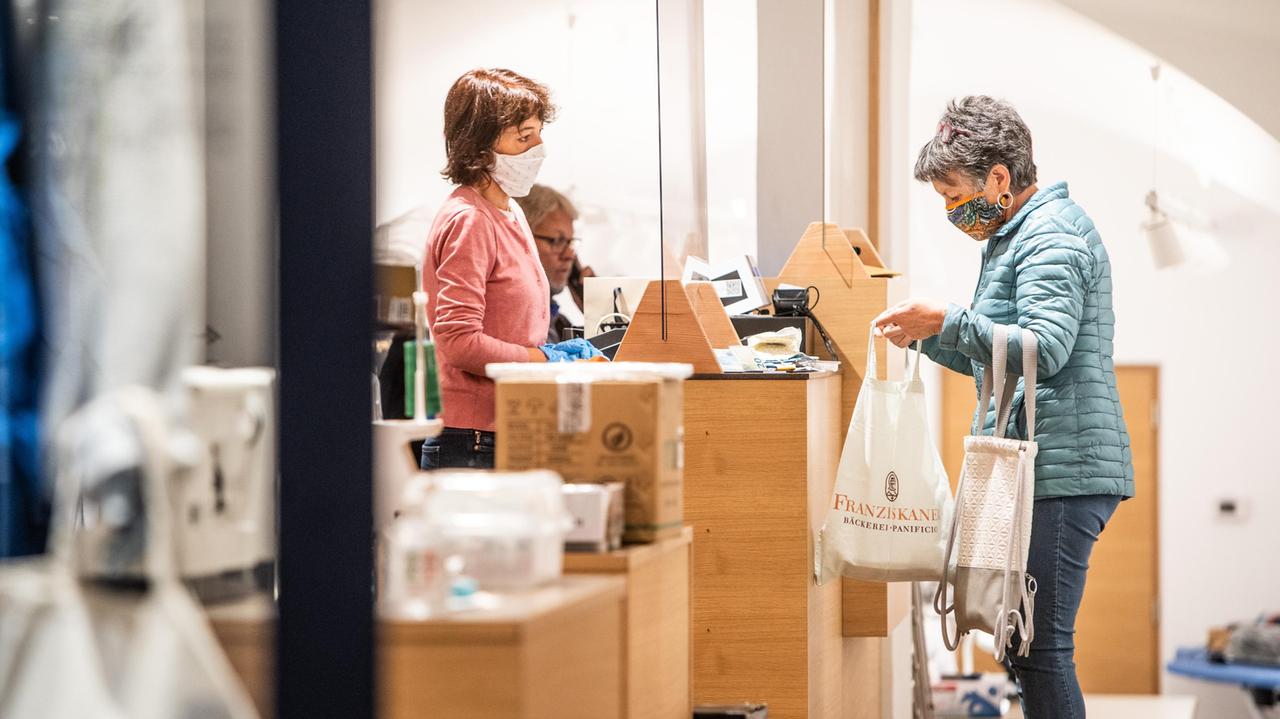 Tre giorni arancioni con i negozi aperti dal 28 al 30 dicembre