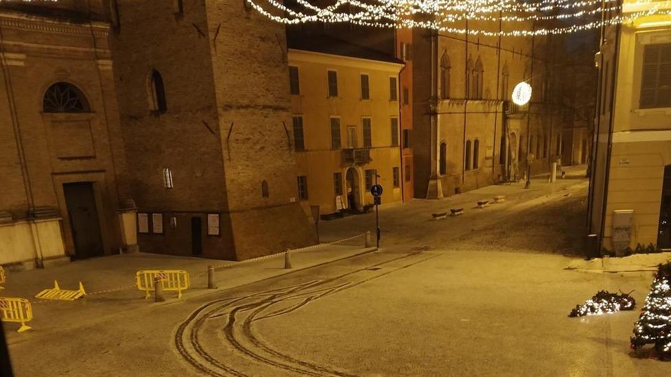Uno scatto di Lino Manicardi tratta dal gruppo Facebook “Se sei di Correggio” mostra il centro del paese dopo le precipitazioni di Natale