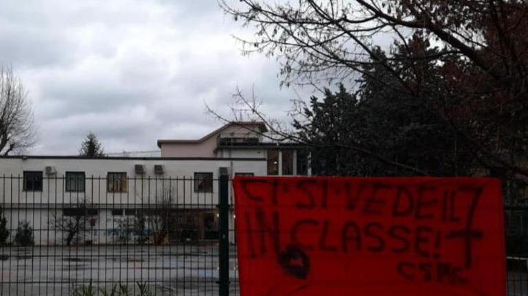 «Tutti in classe il 7 gennaio», Coordinamento all’attacco