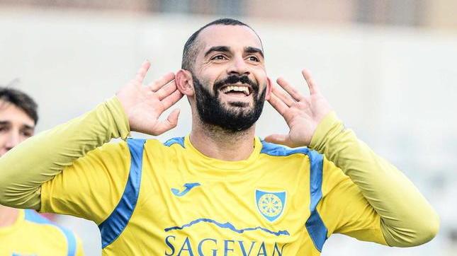 Azzurri sul mercato a caccia di una seconda punta