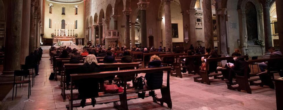Alle 20 la messa della notte santa