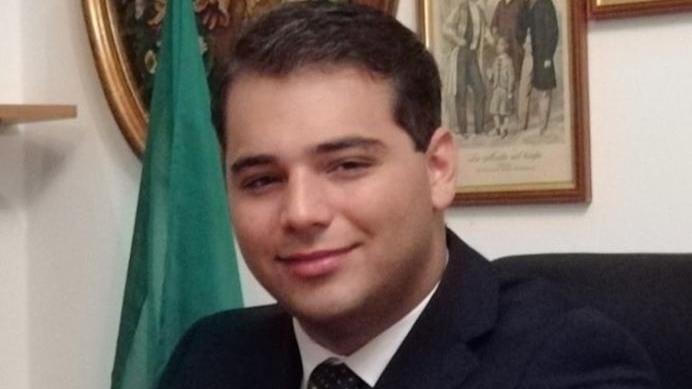 Terna, la sinistra attacca il presidente di quartiere