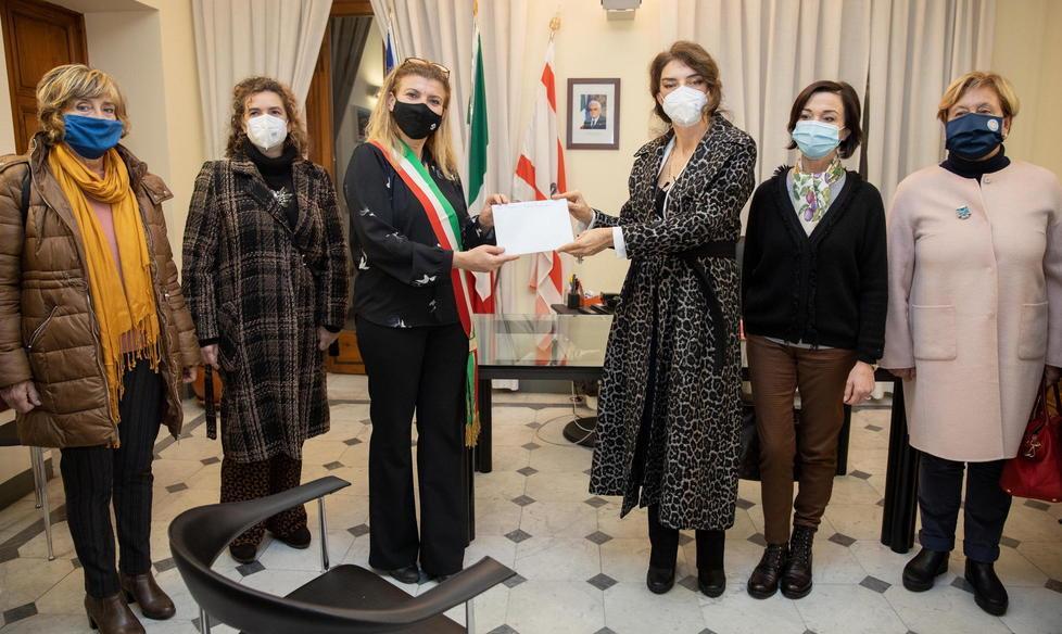 Il Soroptimist dona 1.200 euro a Maic Caritas e Comuni