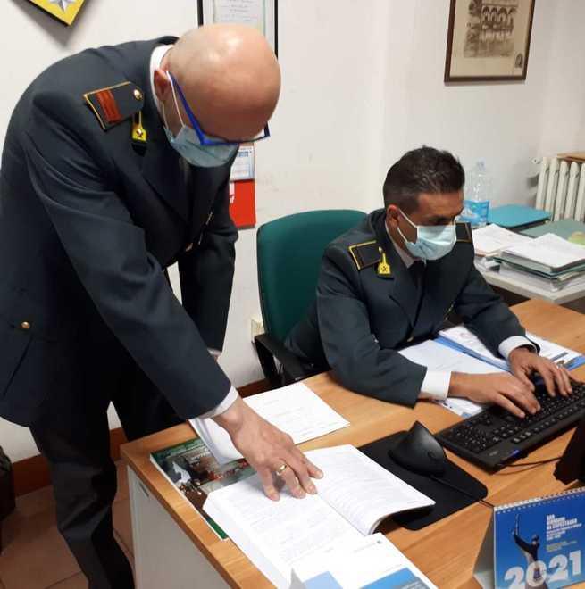 Sorpresi cinque cittadini a ottenere senza motivo il reddito di cittadinanza