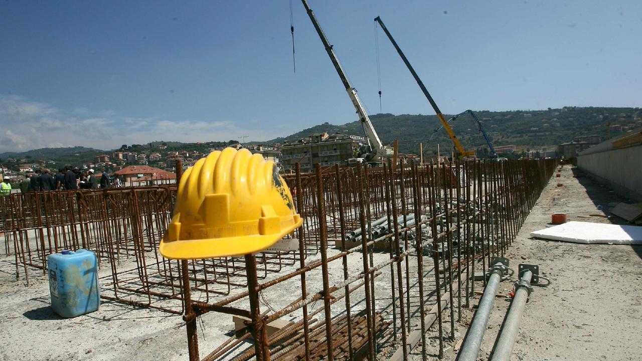 Occhiali, smartphone, ristrutturazioni e 110: tutti i nuovi contributi